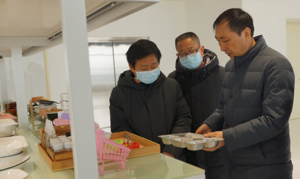 钟祥市后勤办、钟祥一中领导莅临湖北得一集团考察